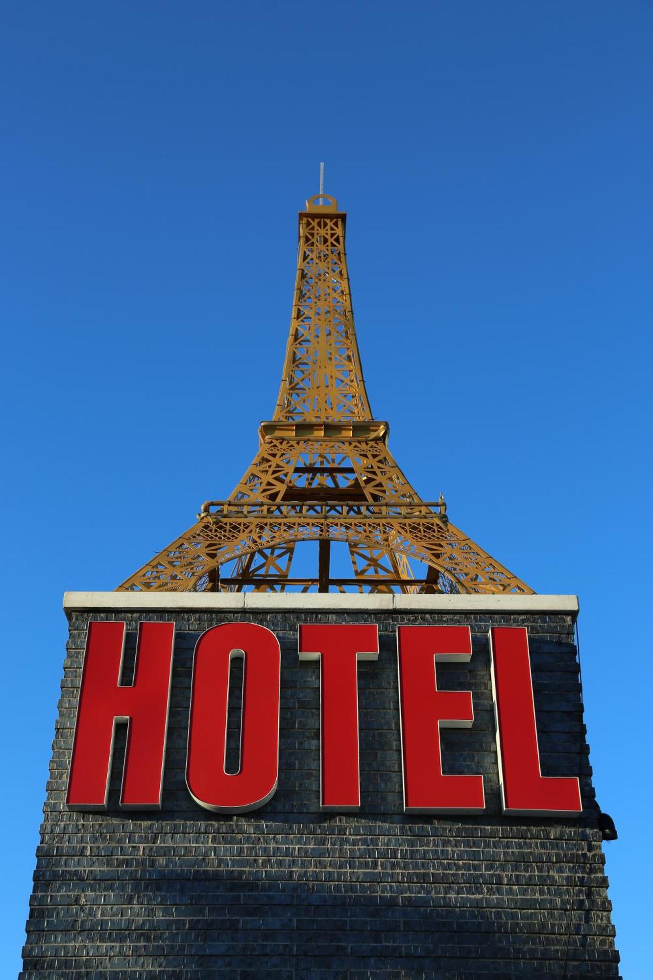 Paris Suites Hotel New York Bagian luar foto