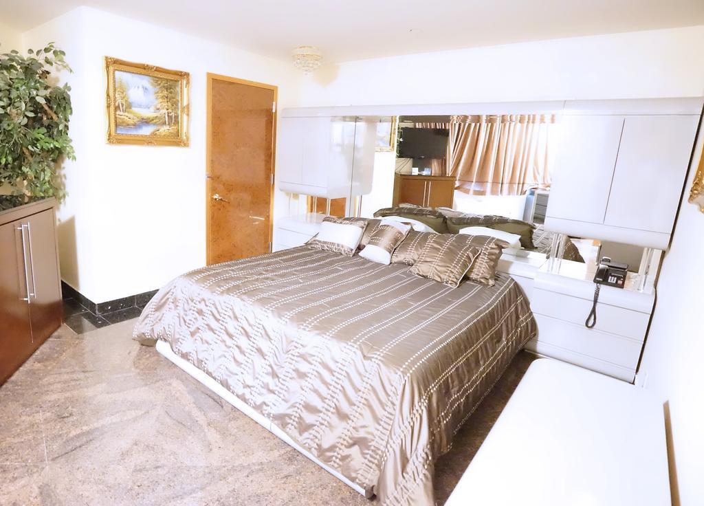 Paris Suites Hotel New York Bagian luar foto