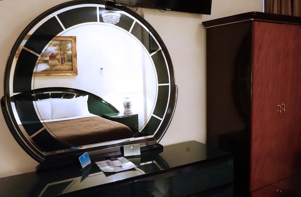 Paris Suites Hotel New York Bagian luar foto