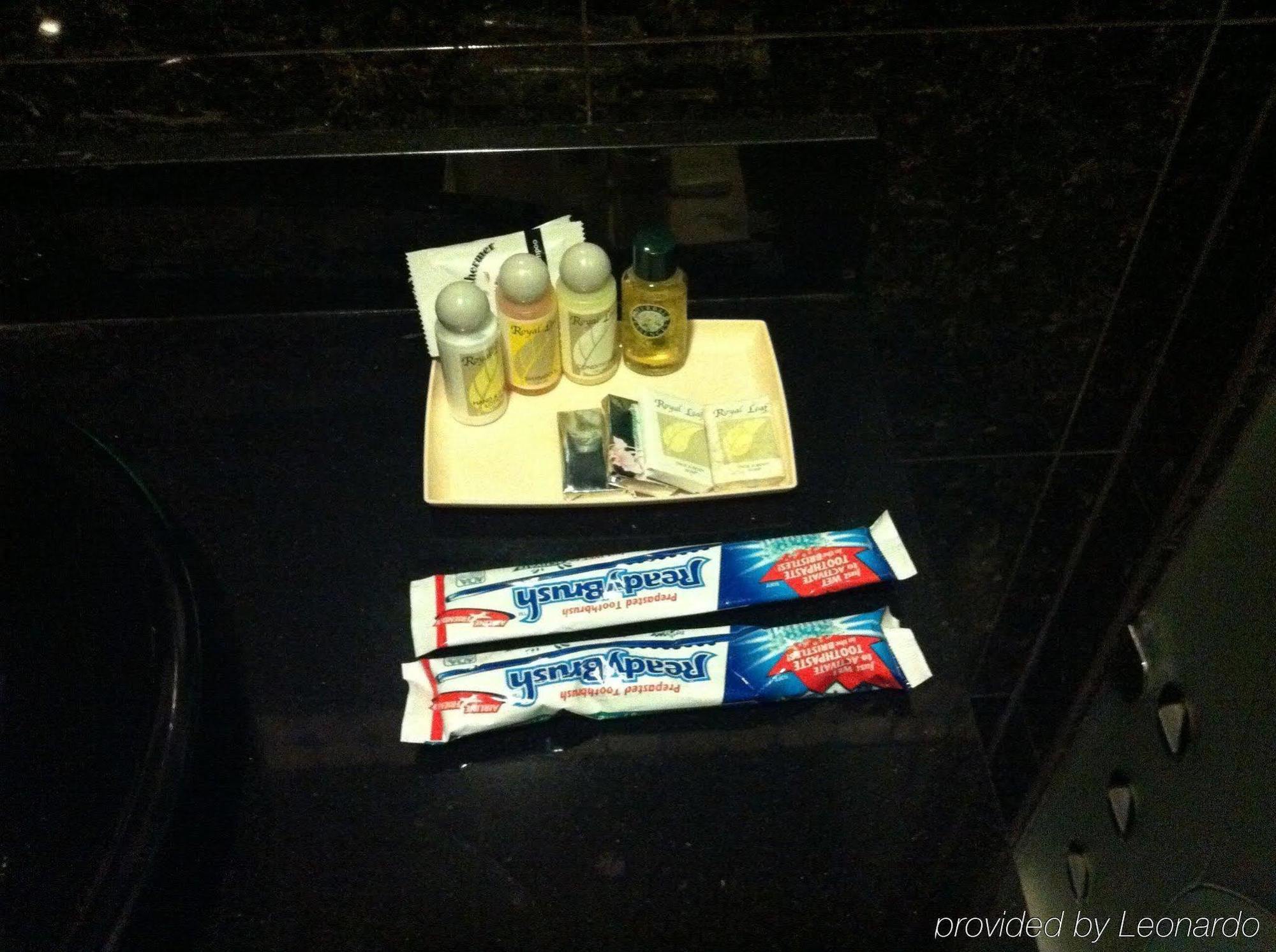 Paris Suites Hotel New York Bagian luar foto